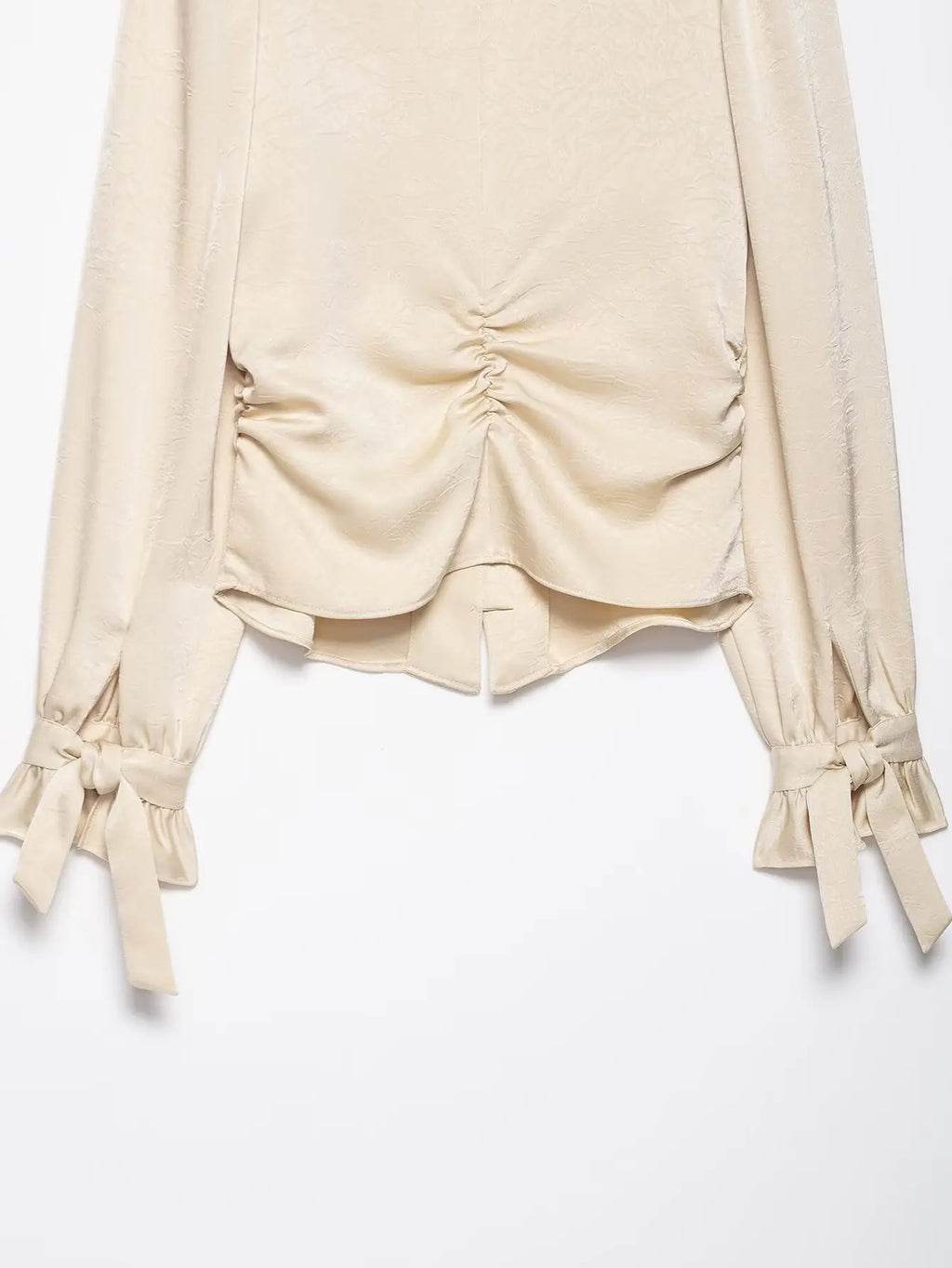 2025 Woman Blouses Wrinkle Effect Elegant Shirts for Women Autumn Long Sleeve Shirt Women Deep V neck Slim Tops Button Up Shirts